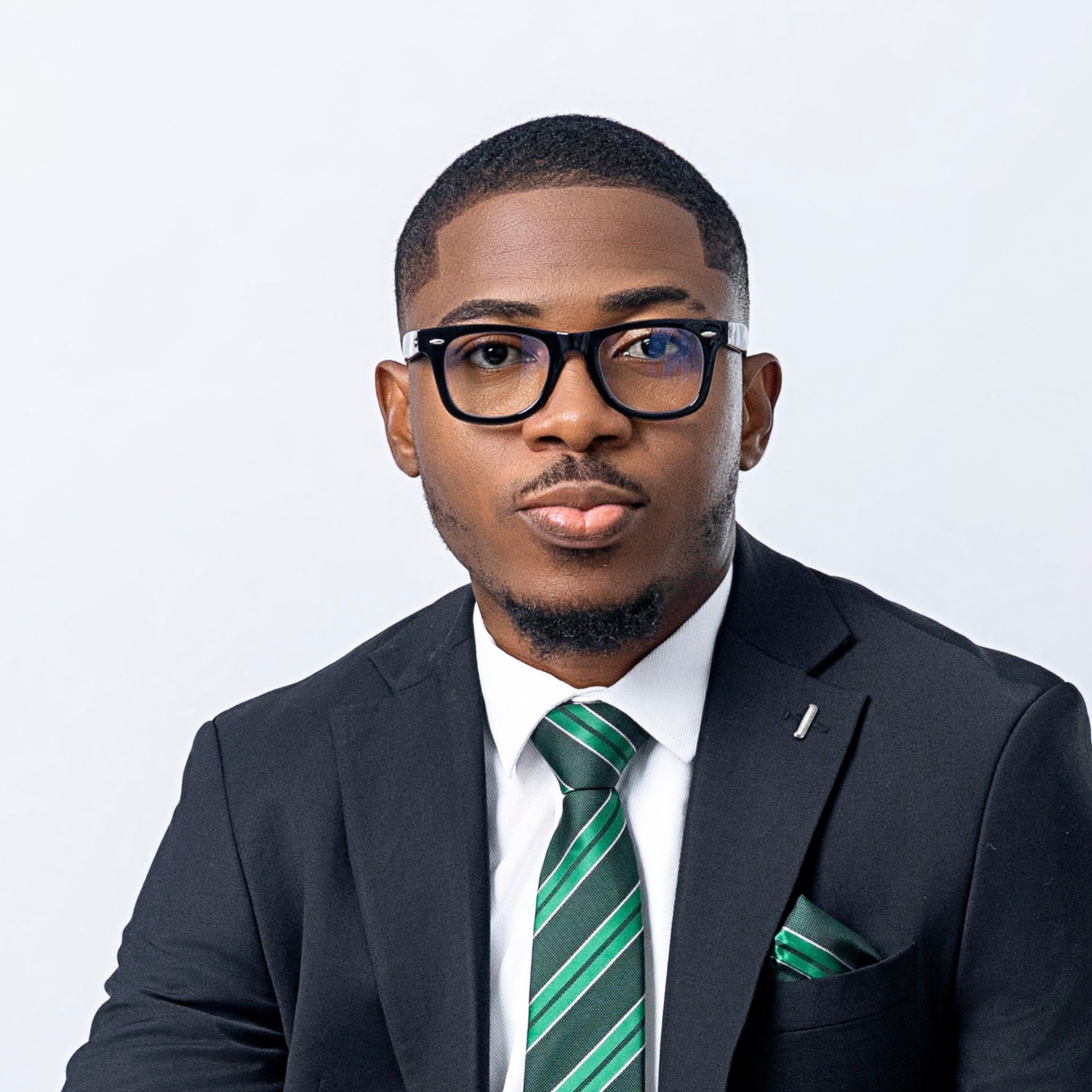 Eze Maximus Chukwujindu